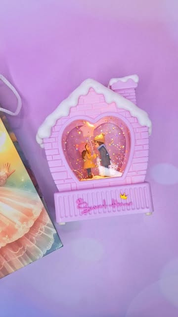 چراغ خواب موزیکال طرح کلبه صورتی فانتزی شکوفه گیلاس