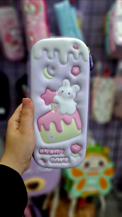 جامدادی آنتی شوک فانتزی طرح شخصیت های سانریو مناسب هدیه و مدرسه شکوفه گیلاس🐰✨