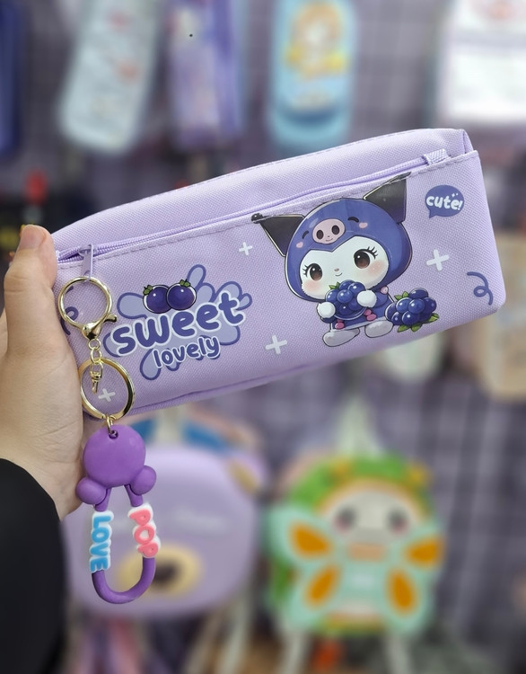 جامدادی فانتزی وارداتی با کیفیت دوخت عالی و فضای جادار برای لوازم تحریر شکوفه گیلاس💖✏️