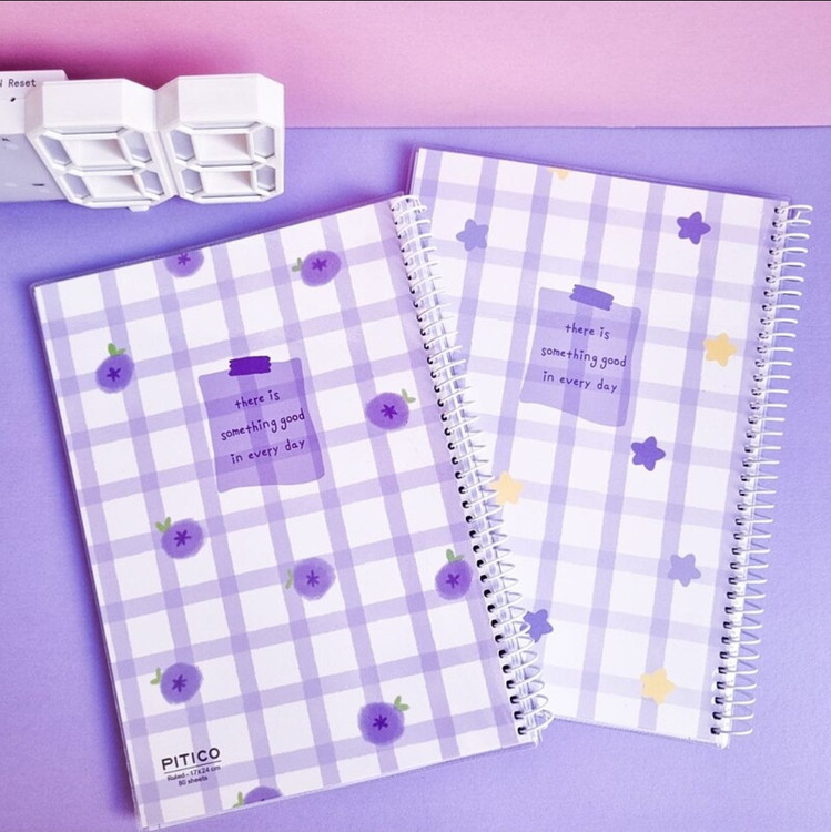 دفتر 80 برگ سیمی فانتزی طرح پاستلی شکوفه گیلاس مناسب یادداشت و جزوه نویسی با کیفیت چاپ عالی وارداتی برند پیتیکو