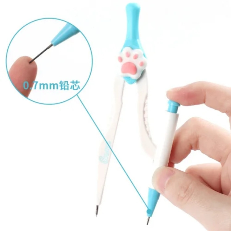 تراش فانتزی طرح پنجه گربه ست شده با پرگار شکوفه گیلاس